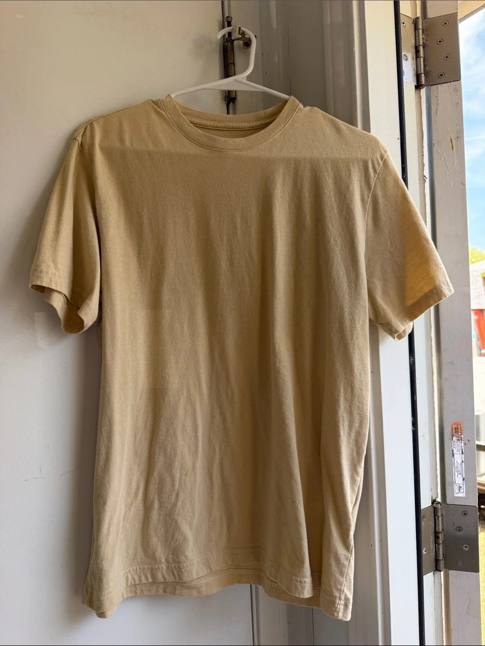 Banana Republic Short Sleeve Crew Tee in Beige